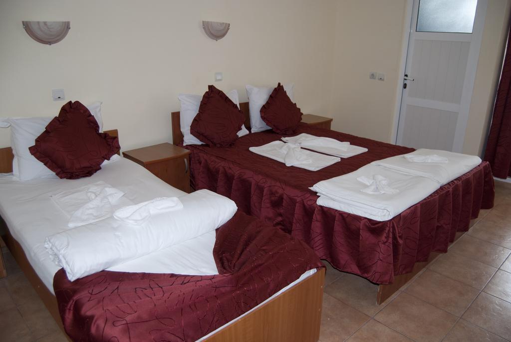 Hotel Laguna Észak-Eforie Szoba fotó
