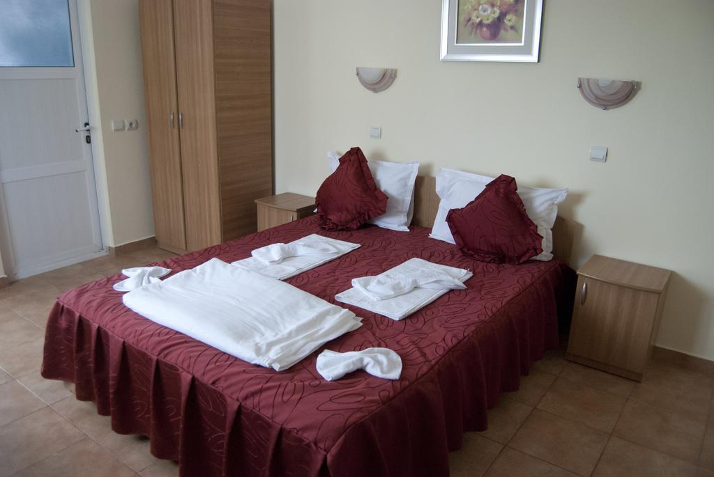 Hotel Laguna Észak-Eforie Szoba fotó