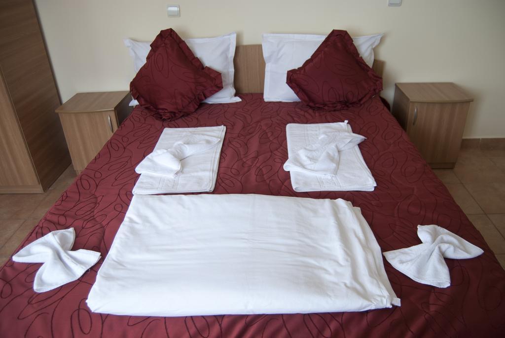 Hotel Laguna Észak-Eforie Szoba fotó